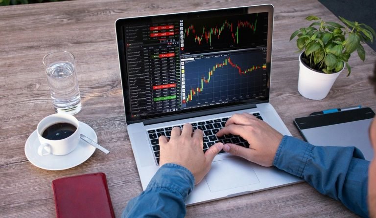 Smart Investor System